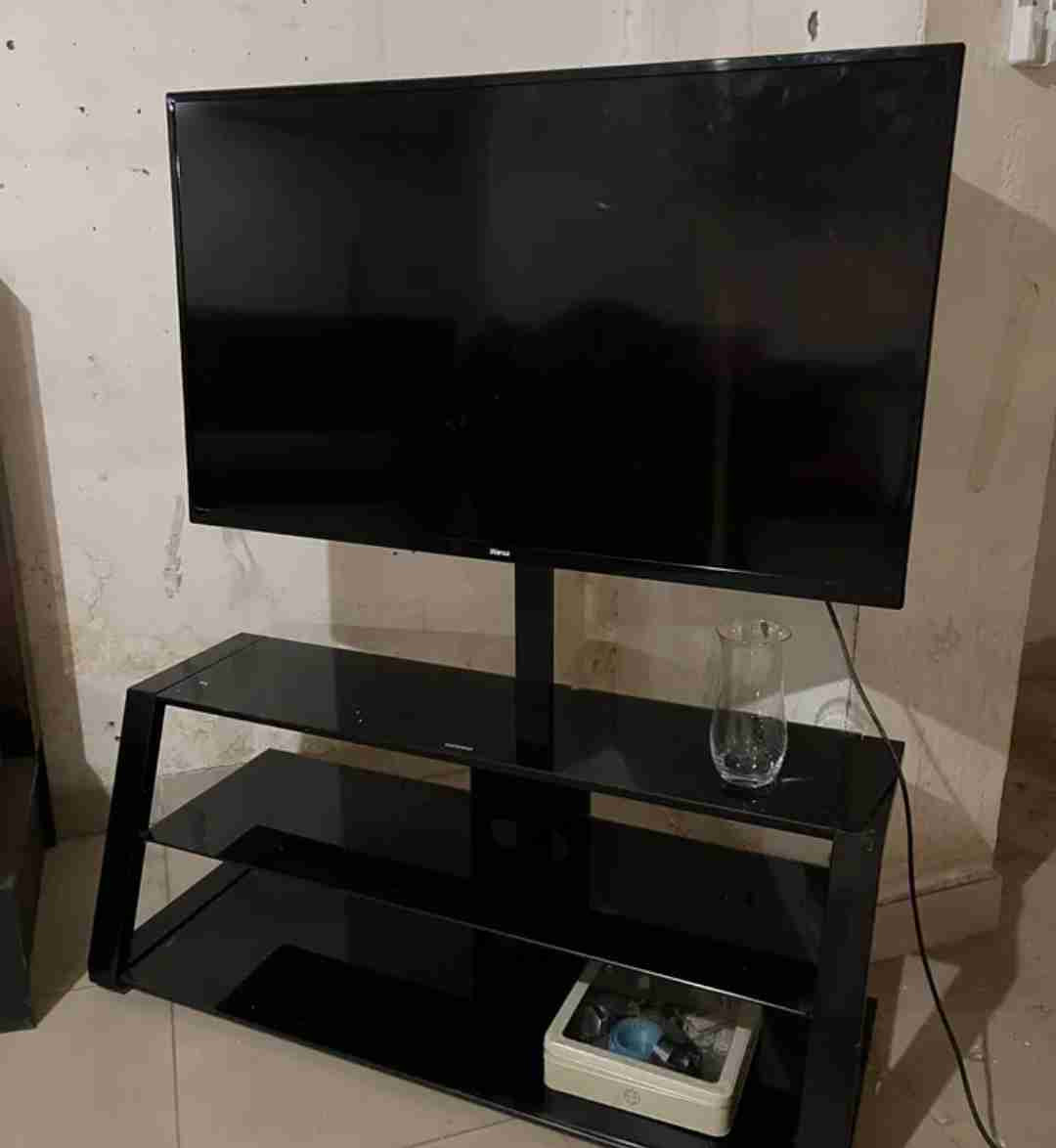شاشة تلفاز