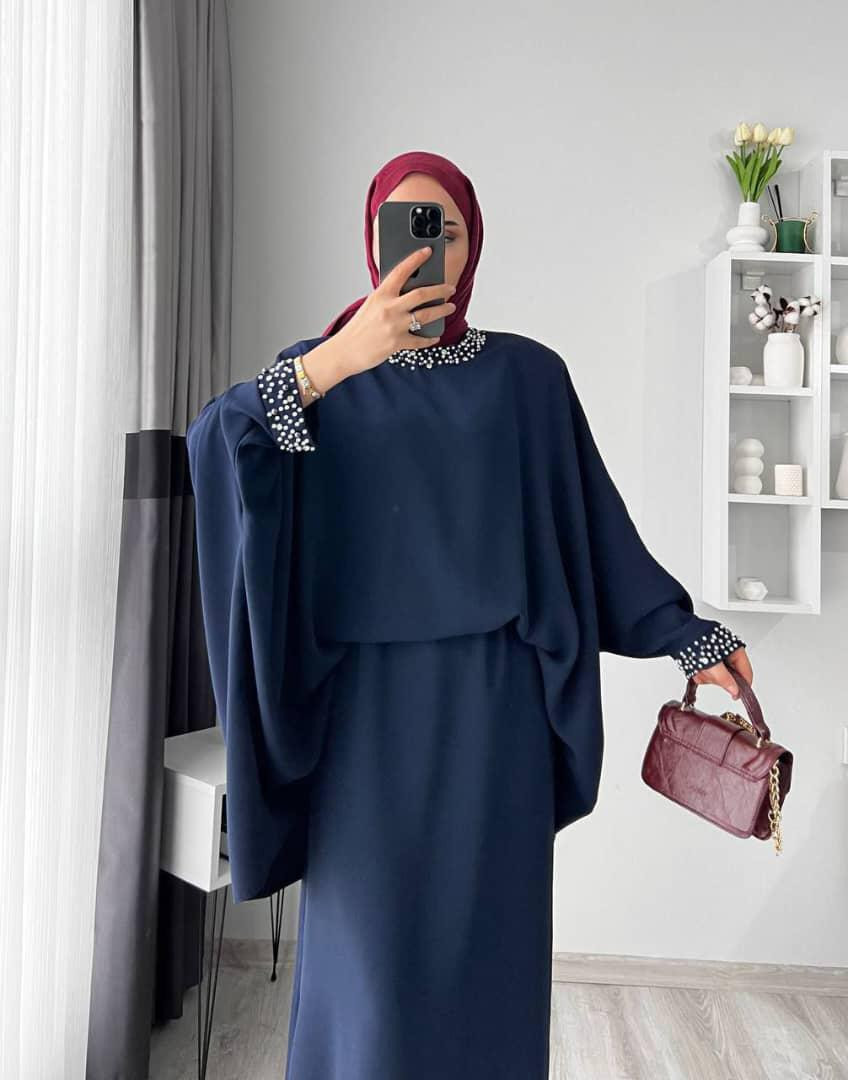 طقم تنورة قالب كاب بالقماش الباربي الاجنبي
