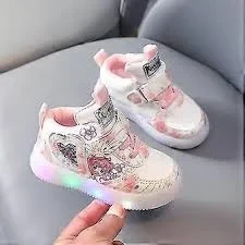 حذاء رياضي بناتي